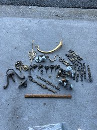 Large Lot Of Vintage Brass Dresser Decor, Brass Wall Hangers And Porcelain Knobs Great Collection