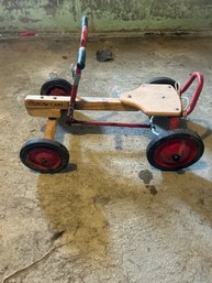 Vintage Radio Flyer Row-cart Metal And Wood Steerable  In Fair Condition Will Clean Up Nice.