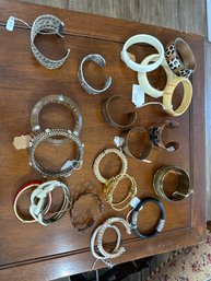 Estate Sale Jewelry Huge Lot Ladies Vintage Fashion Bracelets Bangle And Cuff See All Photos