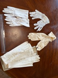 Lot Of 4 Pairs Of Vintage Ladies Fashion Dress Gloves