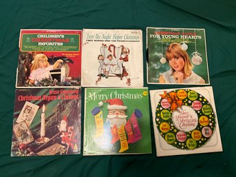 Lot Of 6 Vintage Christmas Vinyl Record Albums