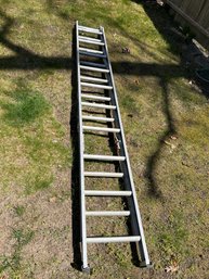22 Ft Aluminum Extension Ladder Has One Broken Spring On A Latch But Works Fine