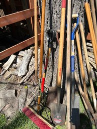 Large Lot Of Outdoor Garden Equipment All In Super Condition  Great For Landscaper Company