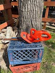 Black And Decker 17 Hedge Trimmer Works Great