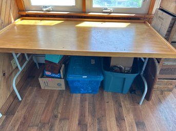 Folding Table Lot 2- 6 Foot, One Card Table And 4- 4 Foot Tables