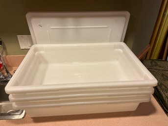Heavy Duty Food Containers 25x18x6 Great For Large Food Storage With Lids And One Clear Cake Cover