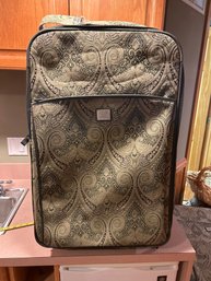 Liz Claiborne Suitcase 30x20x18 In Great Condition With Wheels