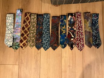 Lot Of 12 Assorted Mens Neck Ties