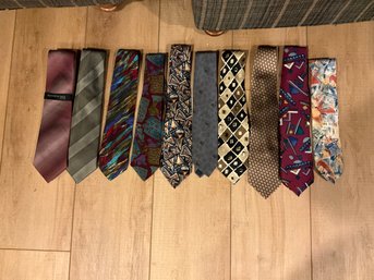 Lot Of 10 Assorted Mens Neck Ties