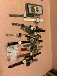 Lot Of Mens Watches All Makes And Design Most Need New Batteries