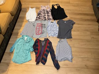 Lot Of Ladies Summer Top Size Large