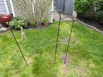 Lot Of 4 Single Steel Plant Holders 3 1/2 Feet Tall Nice Condition