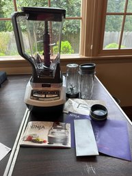 Ninja Professional Blender & Nutri Ninja Cups Works Great Complete