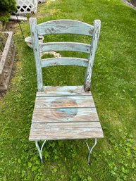 Great Outdoor Garden Chair For A Nice Plant Needs T L C But Looks Great In The Garden