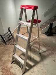 Werner 5 Ft Folding Aluminum Ladder In Excellent Condition