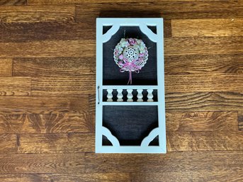 Cute Hanging Door, Wreath Decor Wall Art