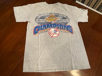 Lee Sport 1996 NEW YORK YANKEES WORLD SERIES CHAMPS TEAM ROSTER T-SHIRT XL