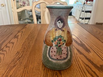 THE CELLAR MADE IN ITALY 1995 HANDPAINTED PEASANT LADY POTTERY WATER CARAFE JUG 9.3h