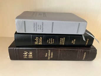 Lot Of 3 Holy Bibles New International Version New Revised Standard Version, New World Translation Of T