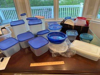 Household Tupperware A Lot Mainly Tupperware See Photos