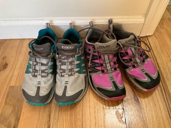 2 Pairs Of Ladies Topo Sneakers Size 7.5