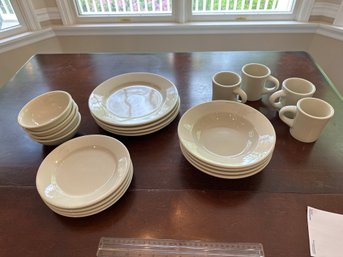 Vintage Buffalo China Restaurant Ware Serving For Four Dinnerware Excellent