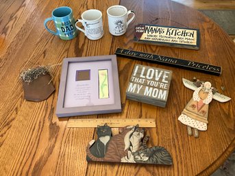 Great Gifts For Mom, Dad Grandma Grandpa Nana Friends Cat Lovers - All In Great Condition And Ready To Gift