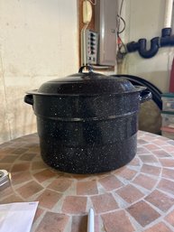 8.5x14 In Granite Ware Black Enamel Canning Pot, Enamelware Stock Pot, Lobster Pot