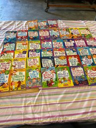 Large Lot Of 43 Books Scholastic Weird School Weirder School, Weirdest School Books