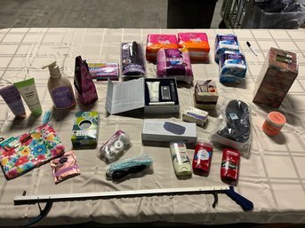 Huge  Bathroom Lot Sealed Old Space Deodorants Bath And Body Works Gift Set And So Much More See Photos