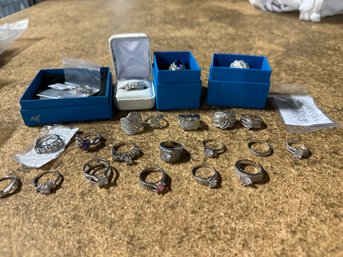 Beautiful Lot Of Ladies Sterling Silver Rings Various Sizes See All Photos