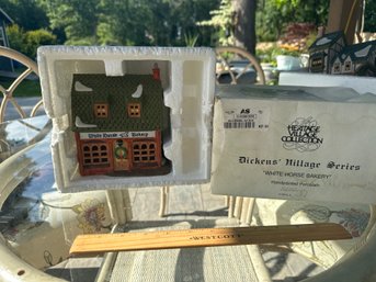 Dept 56 Heritage Village Collection Dickens' Series White Horse Bakery