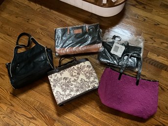 Lot Of 5 Assorted Fashion Totes Pocketbooks Purses  3 Are New