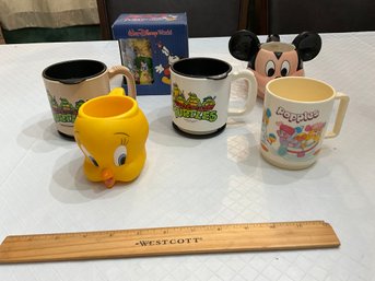 Lot Of Cool Collectible Childrens Mugs Cups