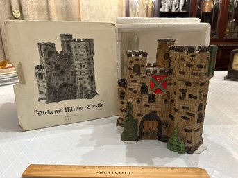 Department 56 Dickens Village Kenilworth Castle Excellent