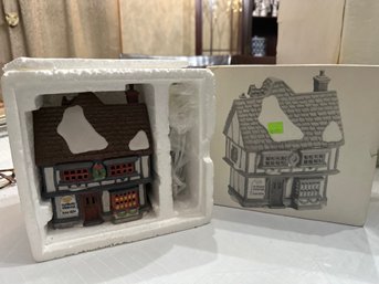 Department 56 House Tutbury Printer Porcelain Dickens Heritage Village Excellent