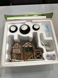 Department 56 House Fezziwig's Ballroom Porcelain Dickens Gift Set Excellent