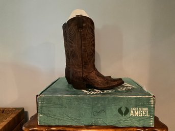 Ladies' Eight Second Angel Leather Snip Toe Western Cowgirl Boots Size: 6.5 New In Box