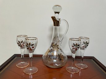 Stunning Vintage Romanian Hand Painted Decanter With 4 Glasses Gold Flower Pattern With Gold Rim.