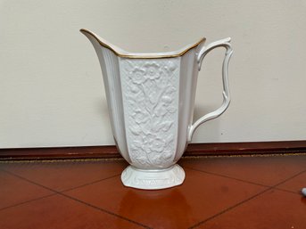 LENOX Pitcher CAROLINA Ivory Cream 24K Gold Trim Footed 7.5' MADE IN USA