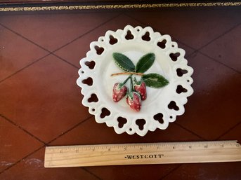 White Ceramic Red APPLIED 3D STRAWBERRIES Wall Hang LACY Open Edge Doreen Of California