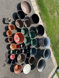 Huge Lot Of Plastic And Clay Flower Pots And Planters In Assorted Sizes Great For Indoor Or Outdoor Use