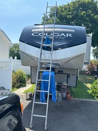 22 Ft Folding Aluminum Ladder Has One Broken Spring But Works Great And Is In Great Condition