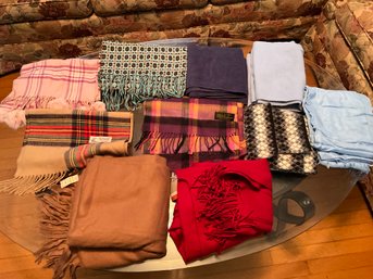 Large Lot Of Ladies Scarves And Shawls Cashmere, Pesina And More