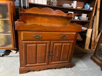 39x32x19 Inch Vintage Cochrane Oak Dry Sink