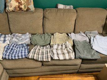 Huge Lot Of 13 Pairs Of Mens Shorts Size Extra Large 40 42