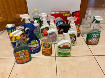 Lot Of Cleaning Supplies, Most At Least Half Full Plus Full Box Of 90 Garbage Bags