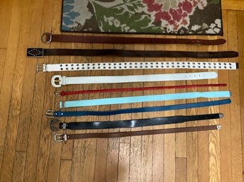 Lot Of Assorted Ladies Belts Assorted Sizes