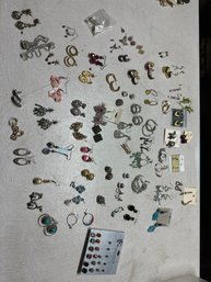 Estate Sale, Jewelry Lot Of Ladies Fashion Earrings See All Photos