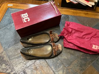 BC Smoking Flats Brown Fabric Women Shoes Size 8.5 With Box And Dust Cover